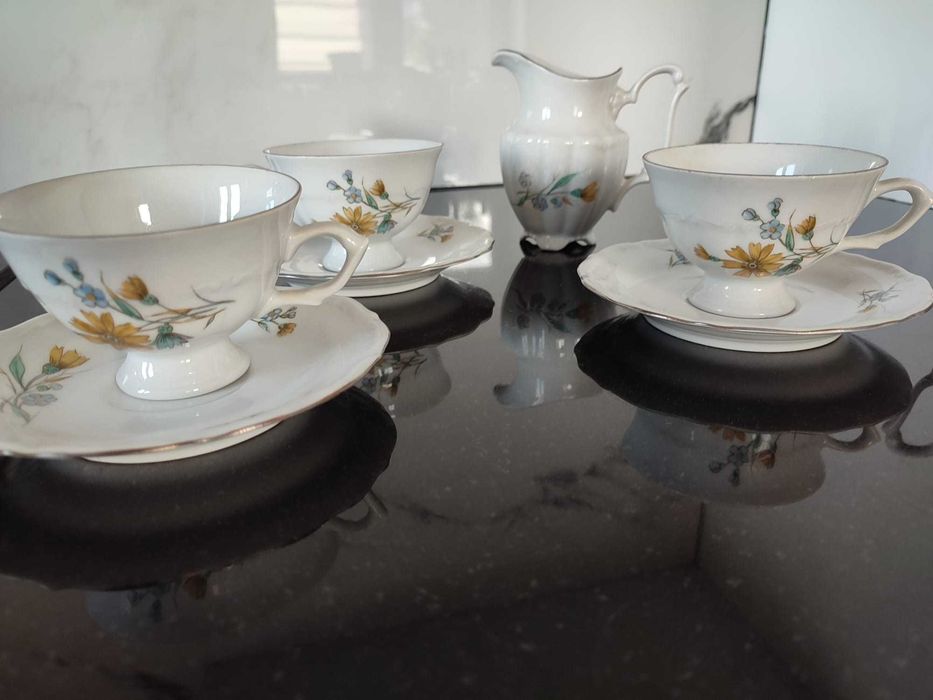 Zestaw kawowy, porcelana Wałbrzych