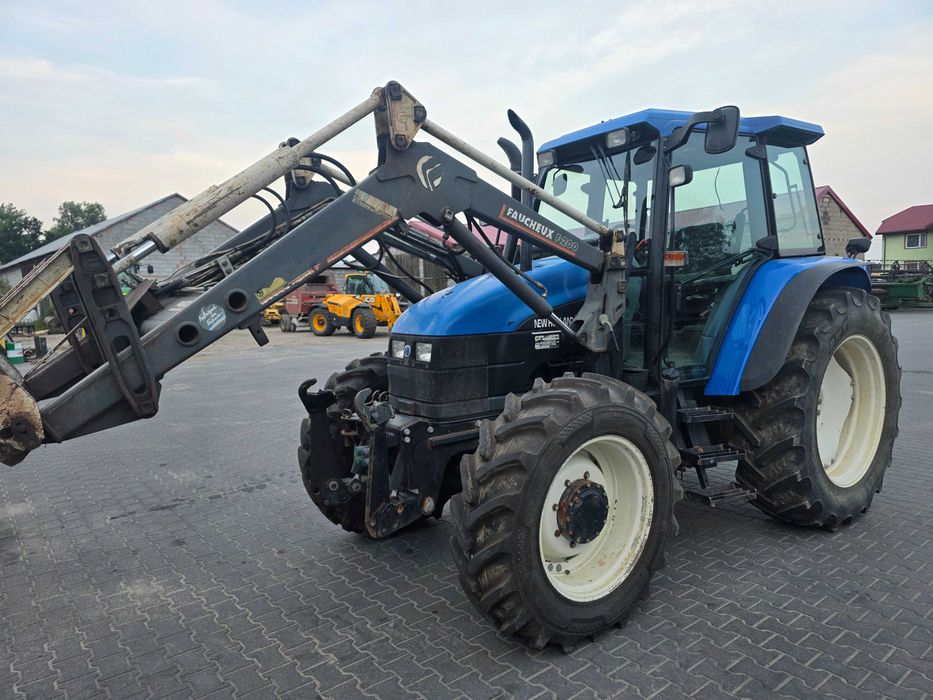 New holland TS 110 z ładowaczem