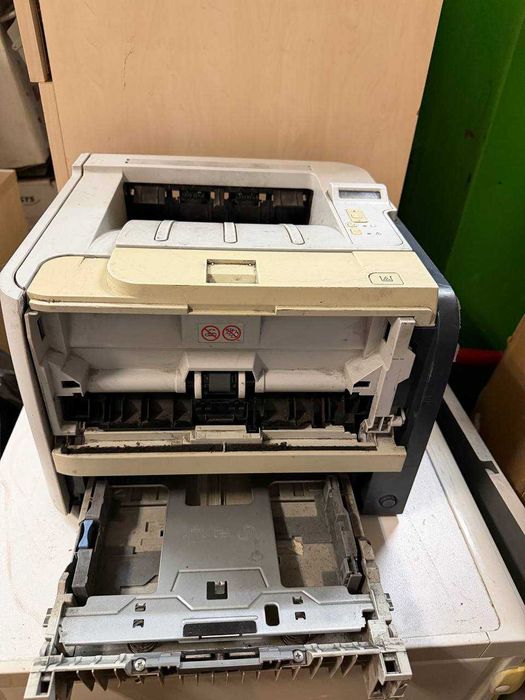 Принтер HP LaserJet P2055d на запчастини