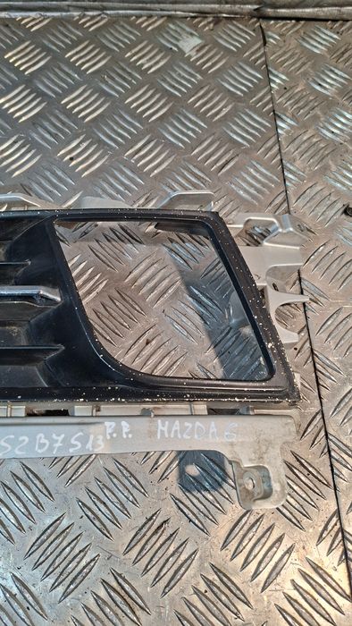 Ramka Kratka Halogenu Prawy Przód Mazda 6 Gh