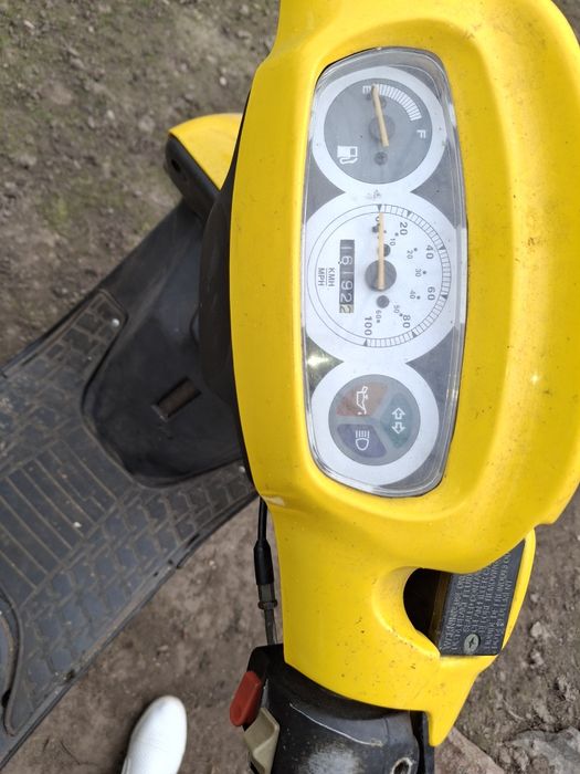 Скутер 50кубов ,