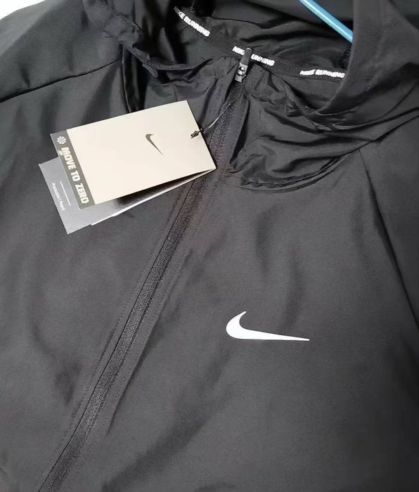Куртка вітровка nike