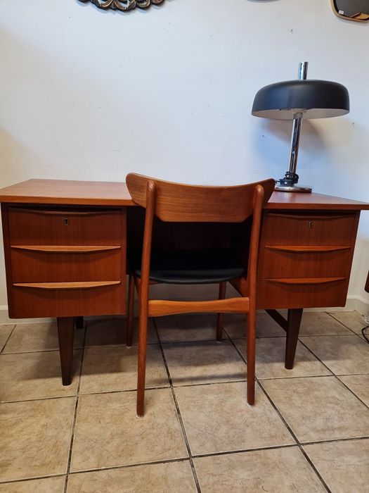 Biurko tekowe,wolnostojące,duński design,Dania lata 60/70,Mid century