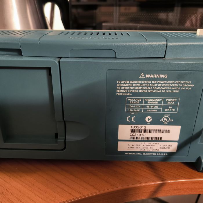 Цифровой осциллограф Tektronix TDS2012