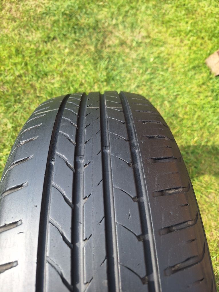 Opony goodyear 215/55r16 plus 2szt 205/60r16 Radziszewko • OLX.pl