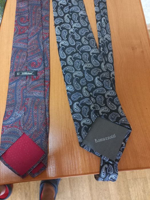 Кроватки нові різньоколорові