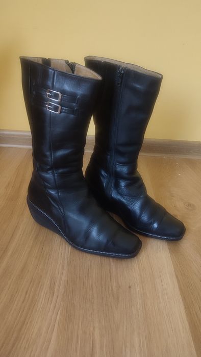 Kozaki skórzane zimowe damskie do pół łydki rozm. 38