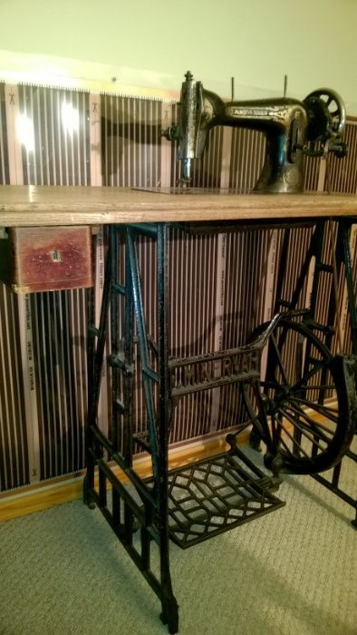 Maszyna do szycia Minerva-Bobbin, lata 40-te XX w.