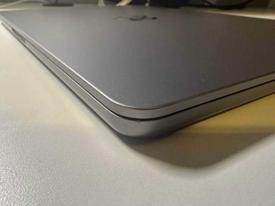 MacBook Air M2 2022