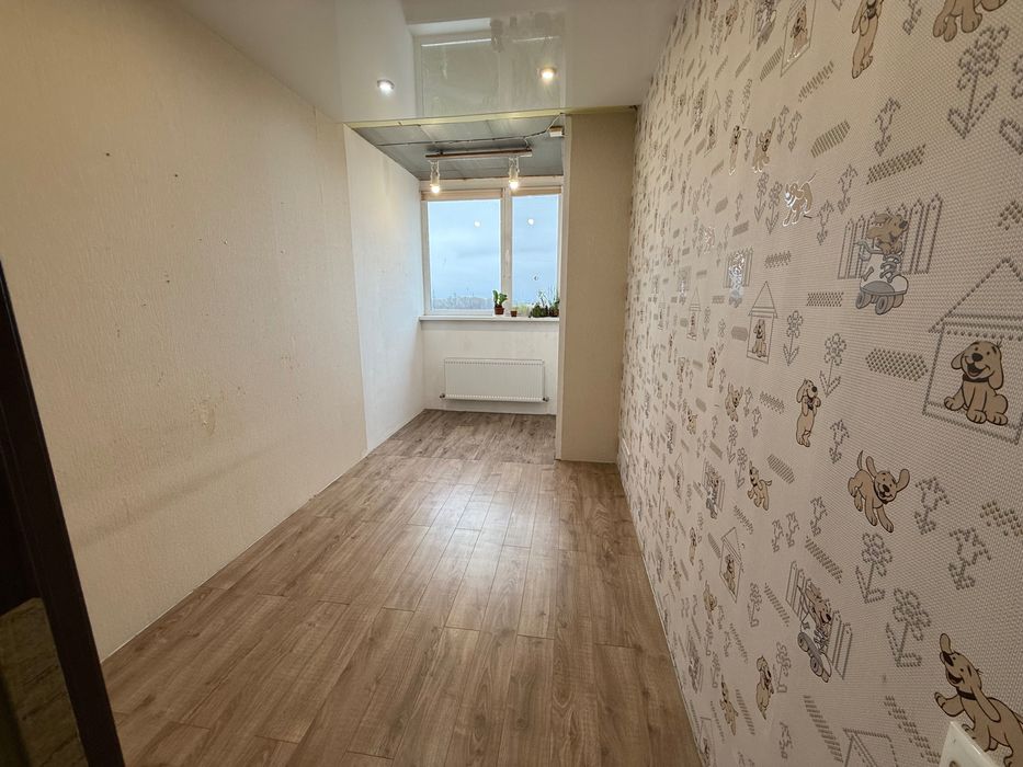 Чудова двокімнатна в сучасному будинку