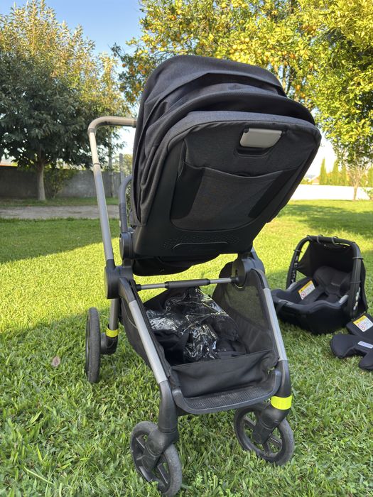 Trio + cadeira auto da marca Recaro