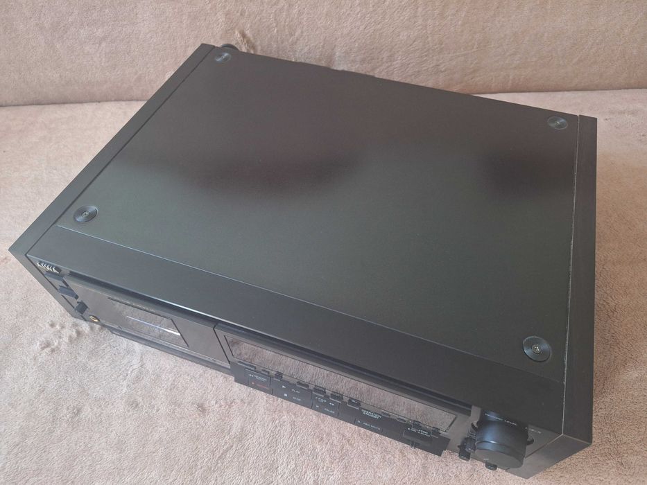 Magnetofon AIWA XK-009