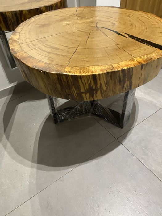 Stolik z plastra  dębu z żywią -80/78cm-12cn