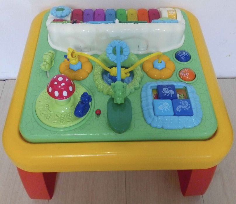 Розвиваюча іграшка,мультифункціональний столик піаніно chicco modo