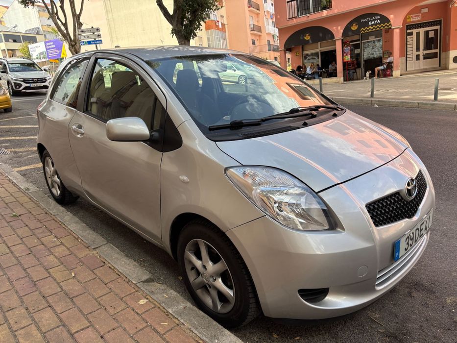 carro usado toyota yaris