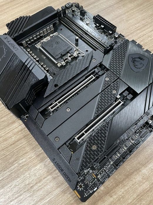 Motherboard MSI Z690 Unify-X