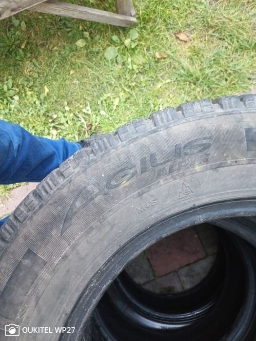 шини 195-70-15 с michelin  agilis