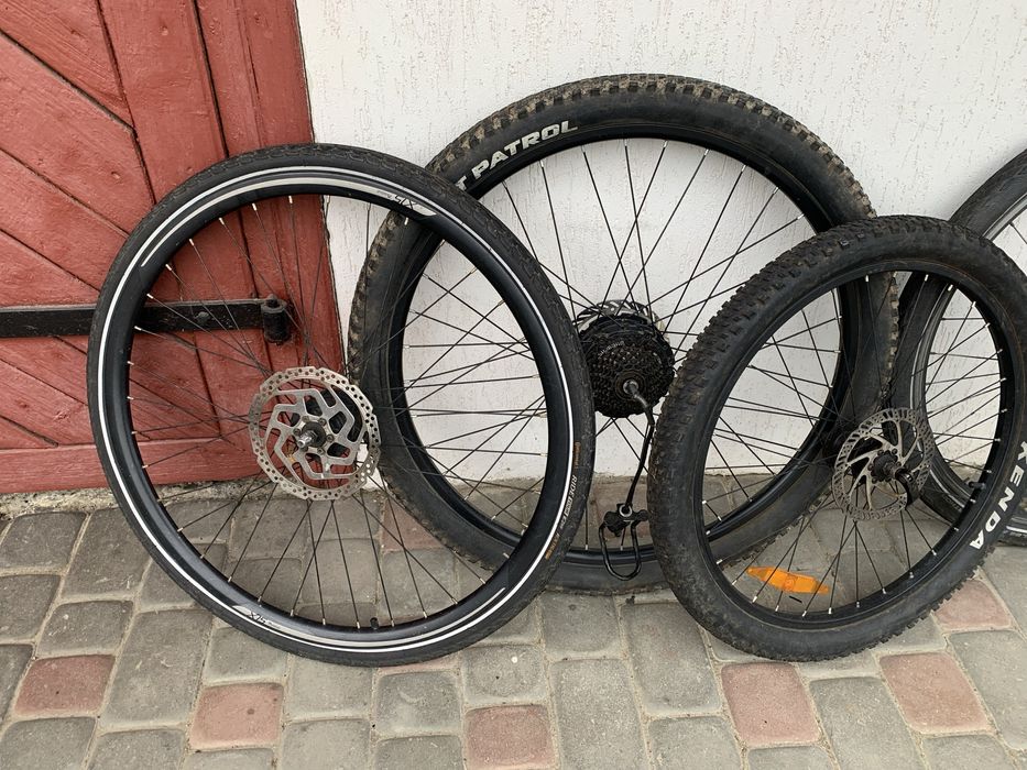 Колесо з динамовтулкою  26 з резиною