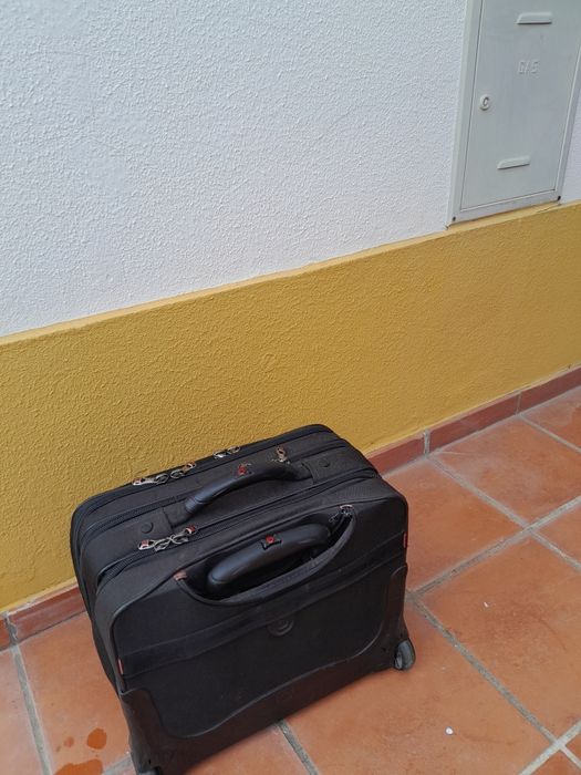 Mala de viagem Wegner