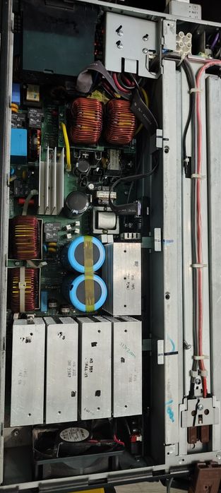 ДБЖ APC SURTD5000XLI інвертор, генератор, блекаутт