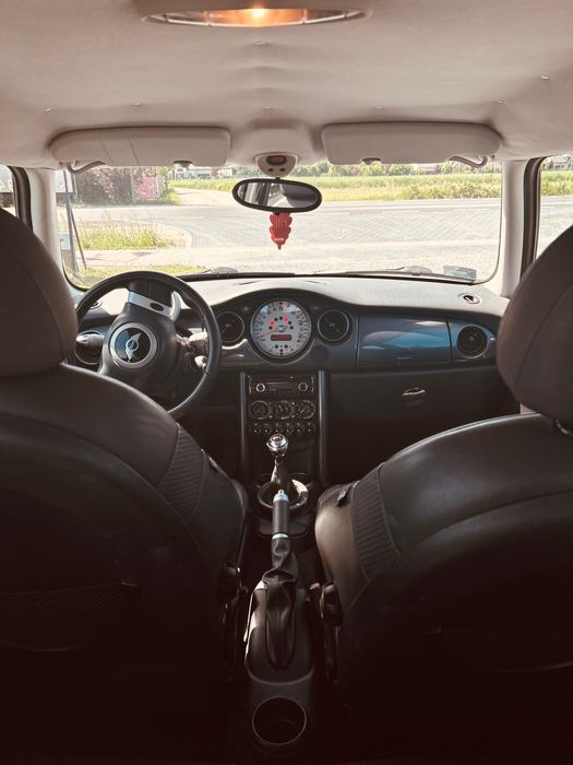 Mini Cooper 2004 Rok 1.6 Benzyna