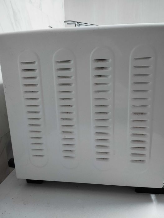 Forno elétrico branco