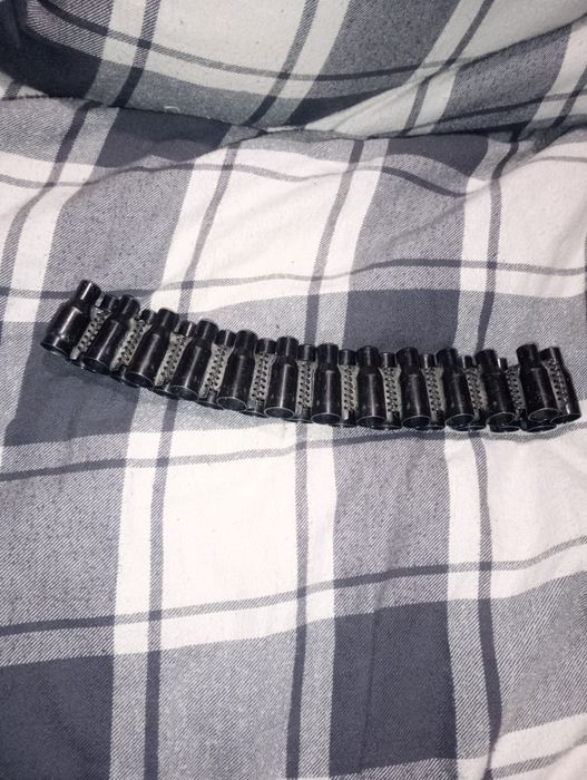 Кулеметна стрічка на 25 ланок (без набоїв)