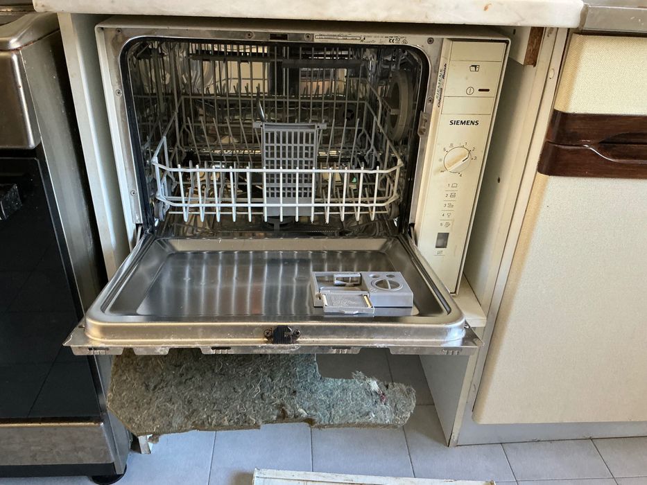 Máquina de lavar a louça