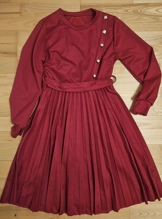 Czerwona sukienka