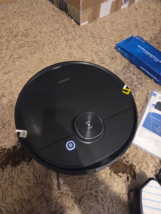 Миючий Робот-пилосос з камерою  ECOVACS Deebot OZMO T8 AIVI