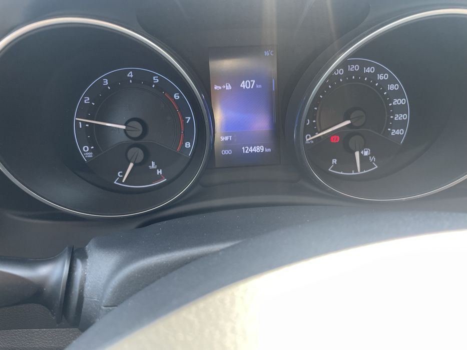 Toyota Auris — fotografia 11