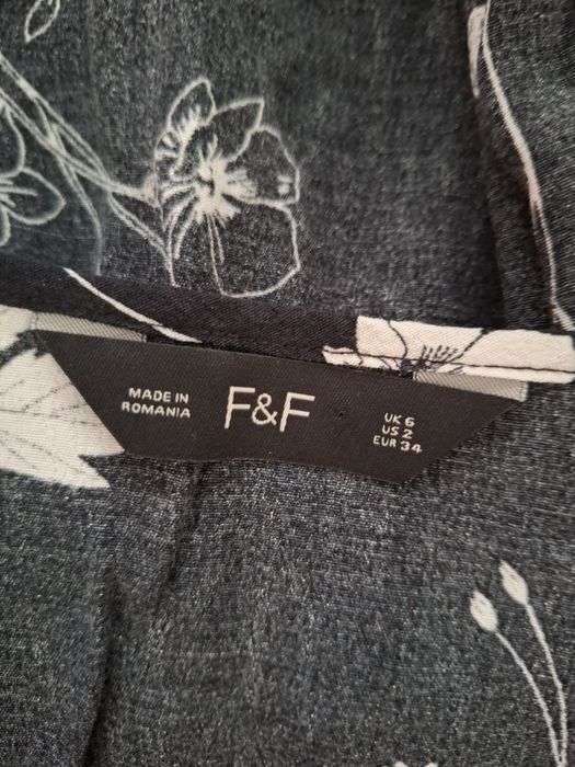 Cienka czarna sukienka F&F 34