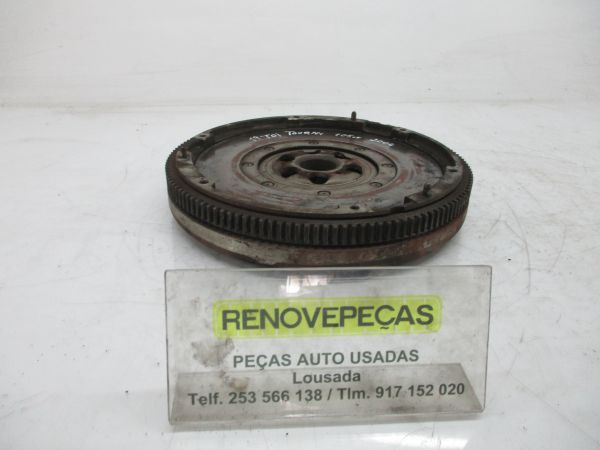 Volante do motor VOLKSWAGEN Touran (1T)