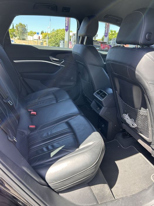 Audi e-tron 55 quattro S line | Nacional | 09/2022 | 73.000 km