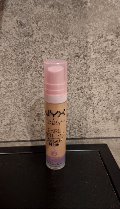 Korektor pod oczy Nyx bare with me medium wanillia 2.5