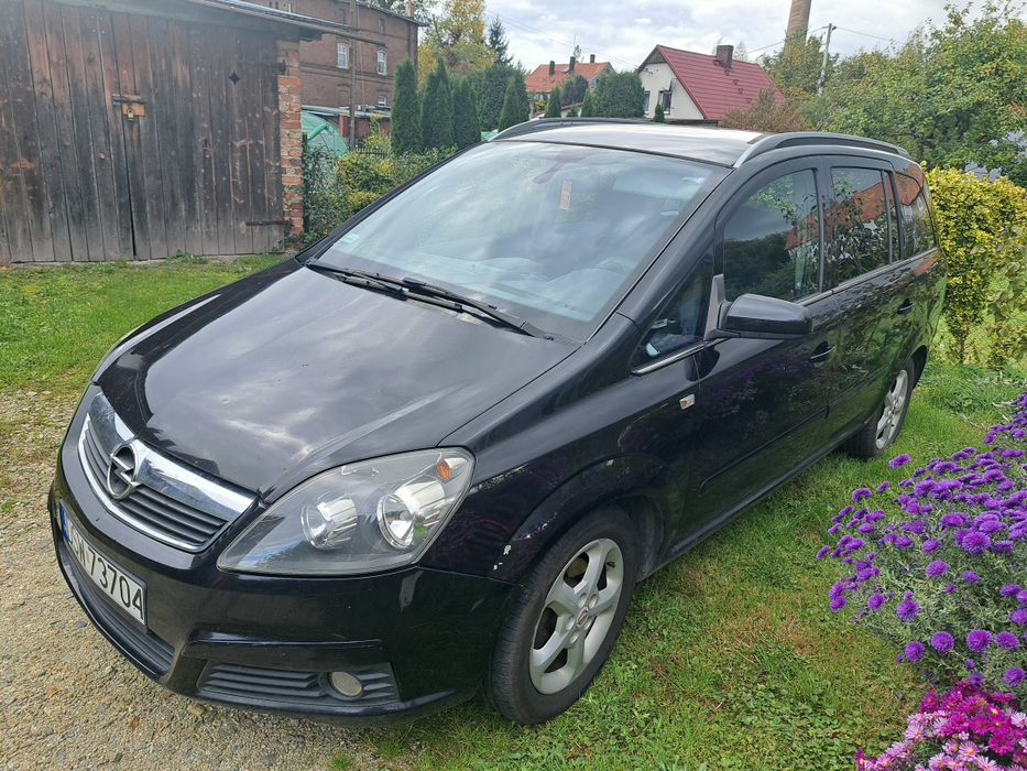 Opel Zafira B 1.8benzyna