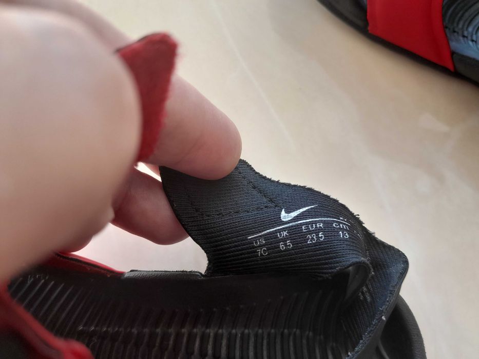 Босоножки (сандалии)  детские, размер 23,5, фирмы Nike