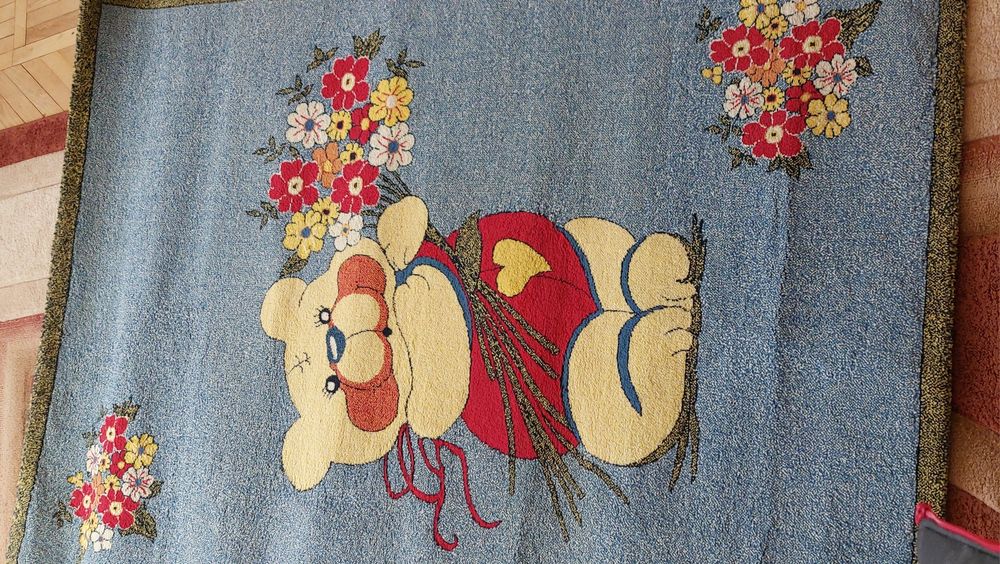 Дитячий килим в кімнату