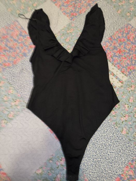 Body preto zara bom estado