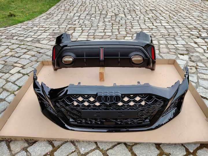 Бампер задній передній AUDI RS3 8Y Розборка Запчастини до AUDI RS3 8Y