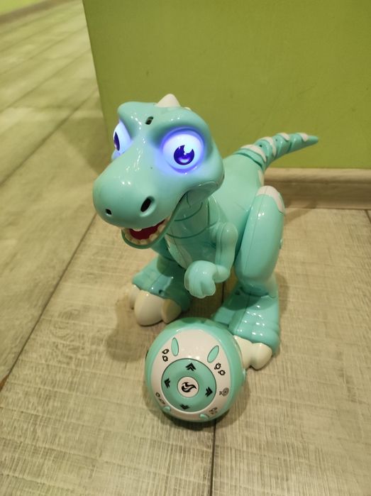 Динозавр на радіоуправленні