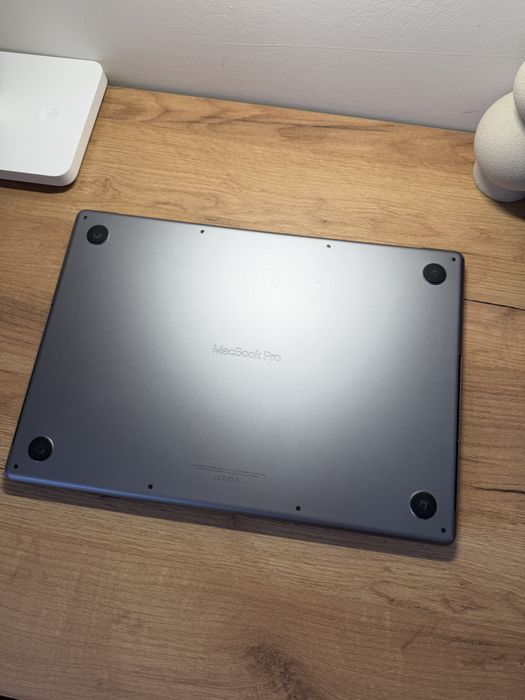 Не працює MacBook Pro 16’ 2021 M1 Pro 32Gb 1Tb  86%