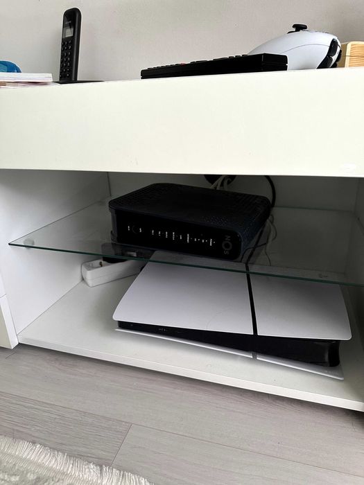 Móvel de Sala ou Quarto Branco