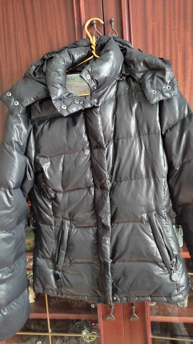 Фирменный пуховик Benetton