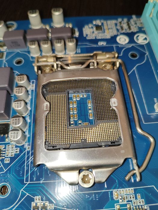 Материнка gigabyte  ga-h16m-s1