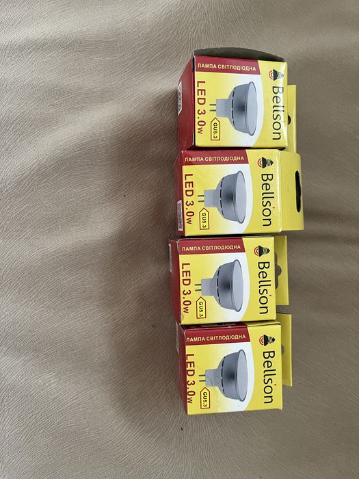 Светодиодная лампочка LED 3.0W GU5.3