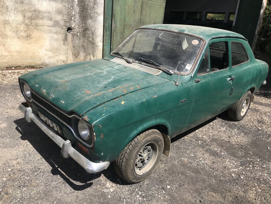 Ford Escort MK1 2 portas 1100 de 1970 para restauro