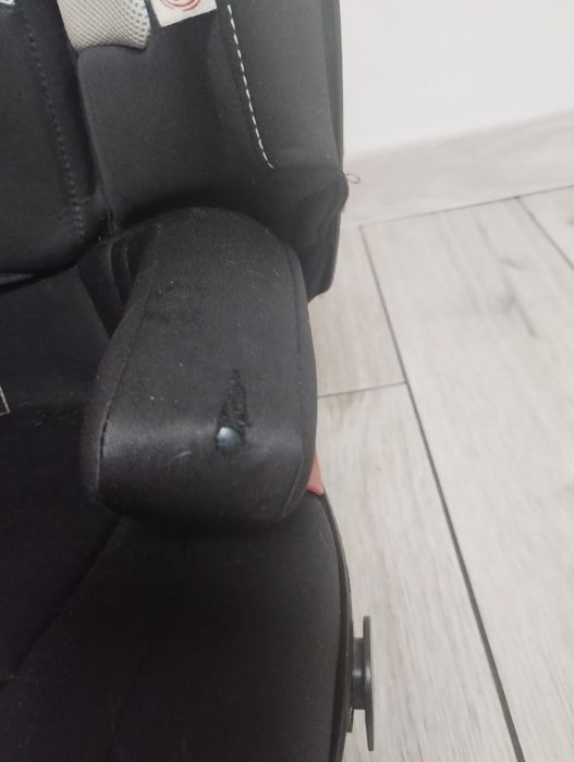 Fotelik Chicco Aristona z ISIFIXEM 15-36kg