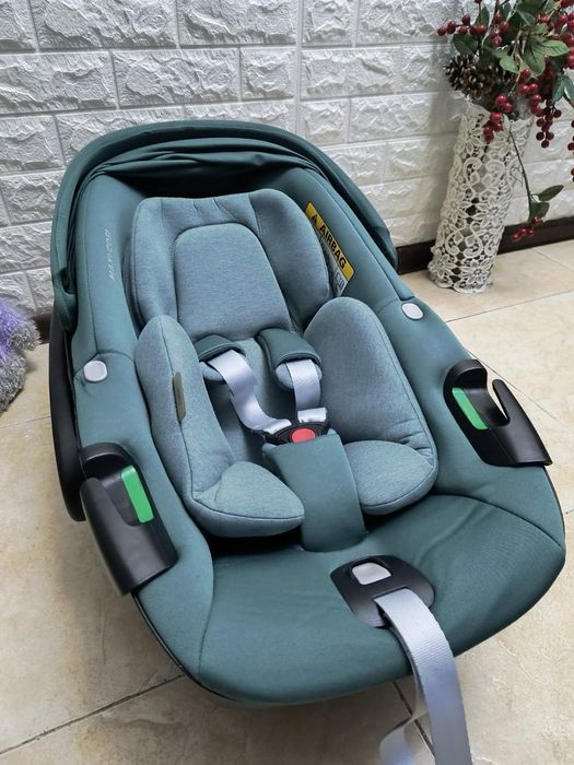 Автокрісло MAXI-COSI Pebble 360 Група 0+ (0-13 кг) автолюлька