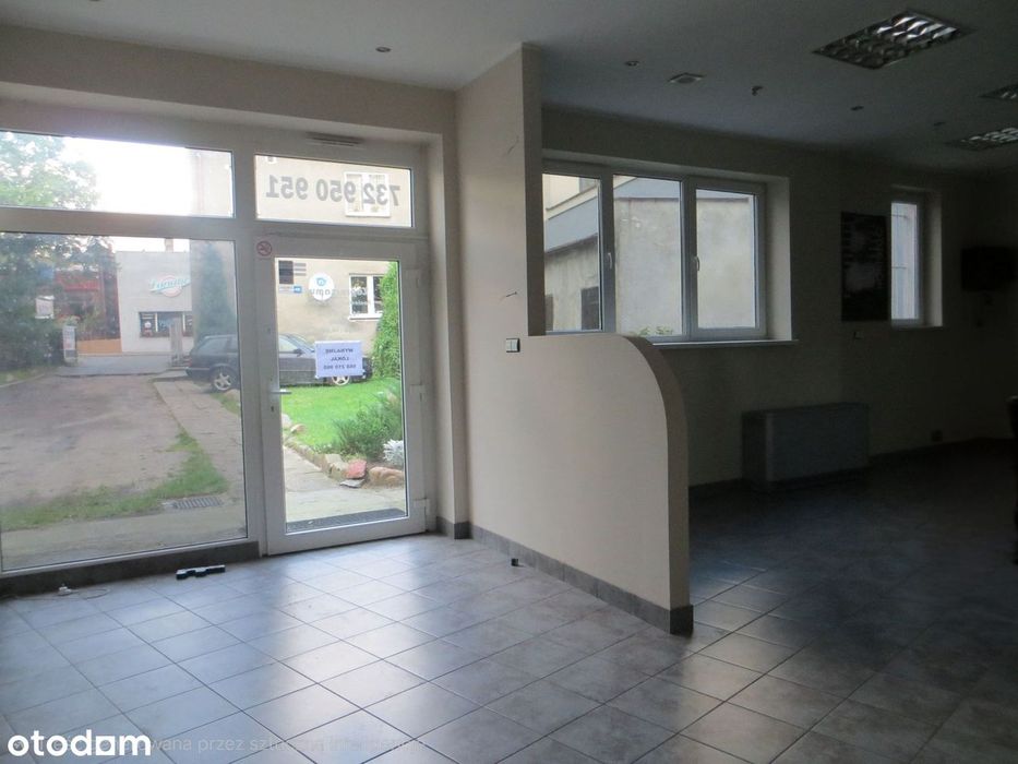 Lokal na wynajem - 72 m² na parterze
